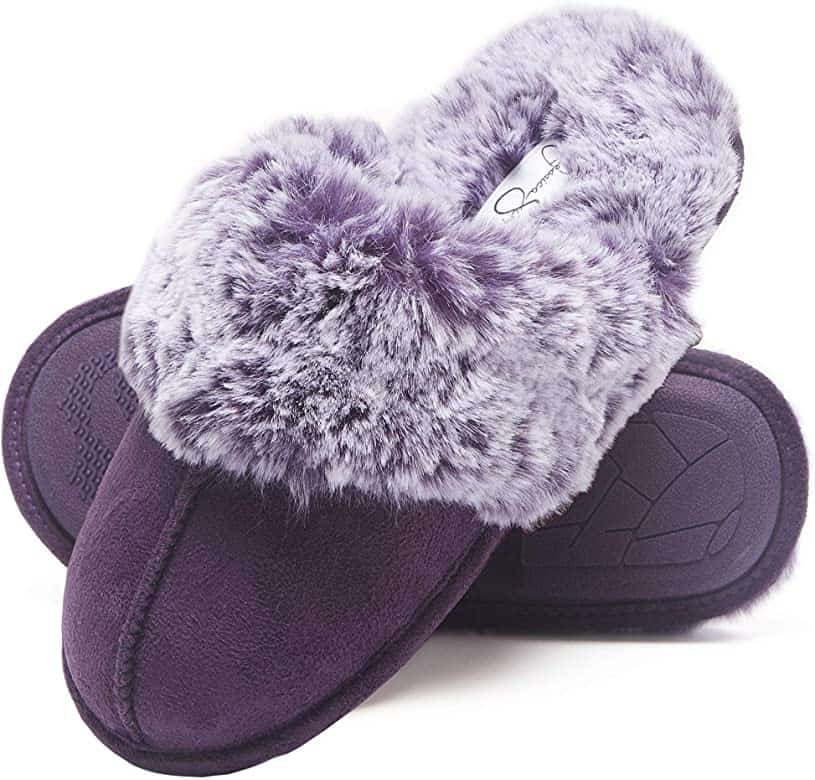 Best Gift Ideas For Your Girlfriend: Jessica Simpson Faux Fur Women's House Slipper