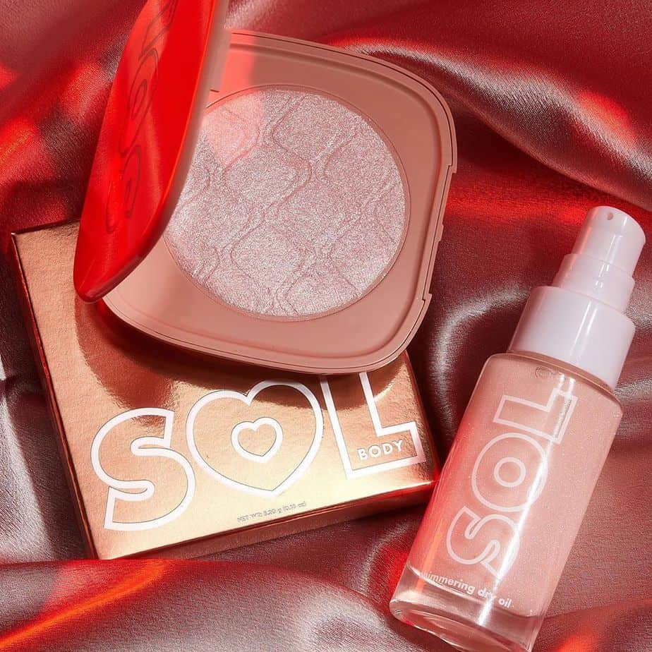 Solbody Soft Pink Highlighter and Mini  Shimmering Dry Oil from the Colourpop Valentine's Day Collection