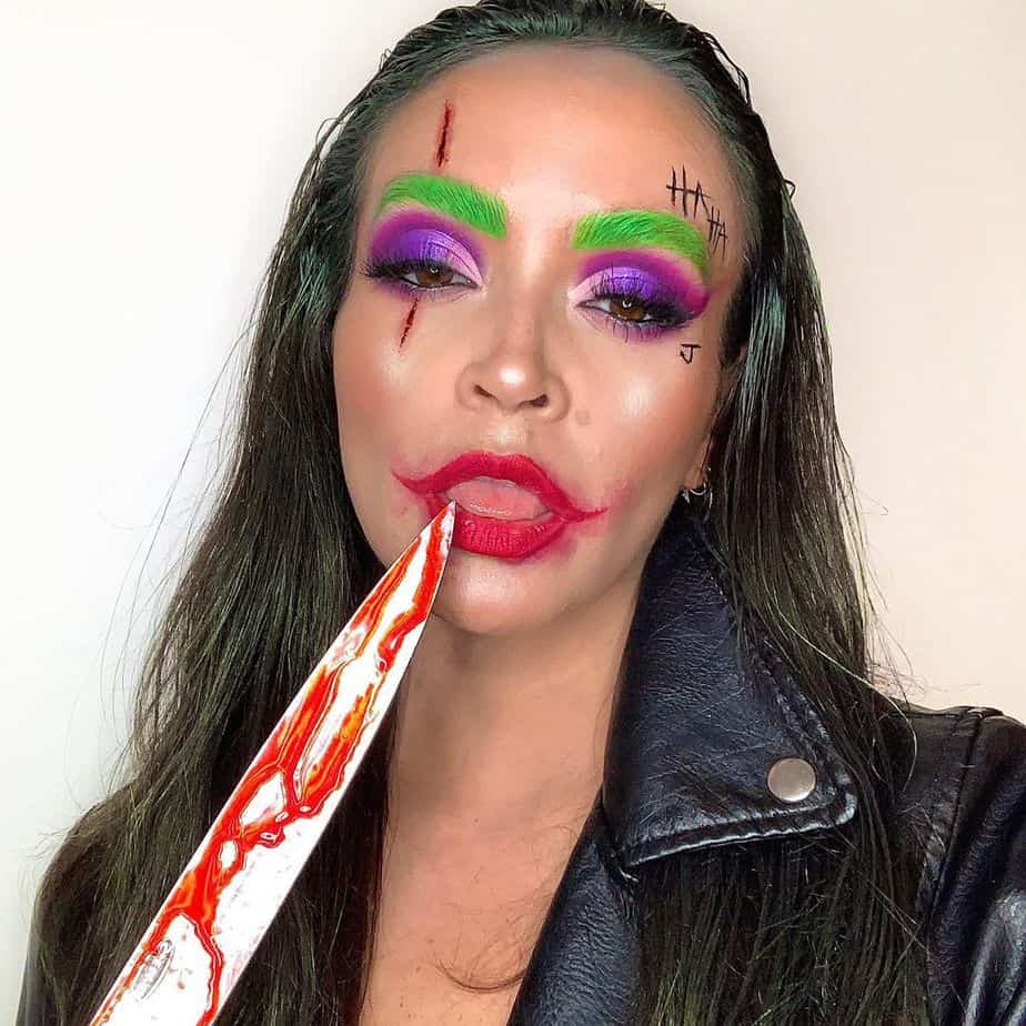 If you are looking for easy, simple, or last-minute Halloween makeup ideas to try, then here are 20+ easy Halloween makeup ideas.