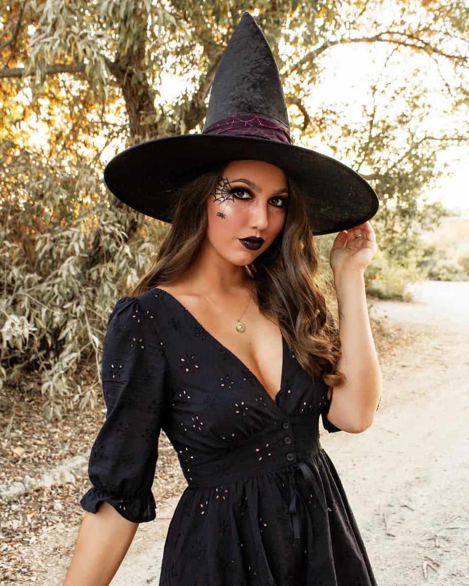 Witch Halloween Makeup.If you are looking for easy, simple, or last-minute Halloween makeup ideas to try, then here are 20+ easy Halloween makeup ideas.
