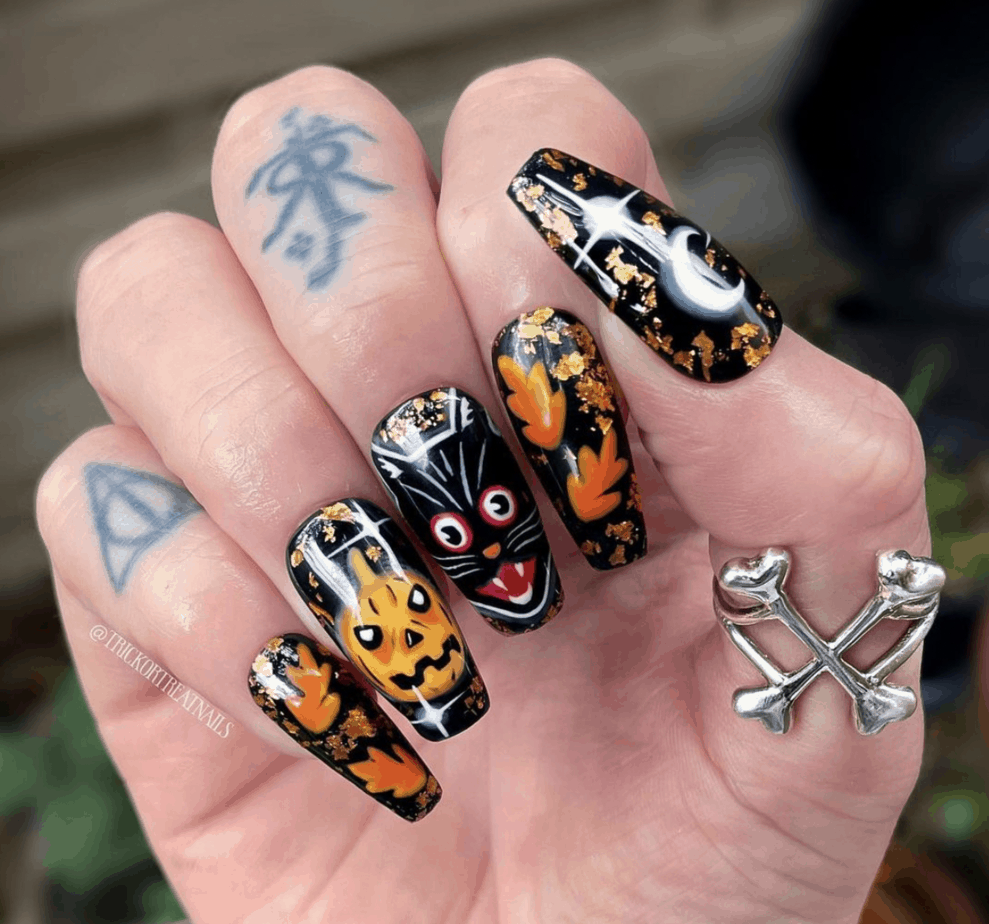 30+ Halloween Nails Designs That Are Cute And Spooky To Copy From
