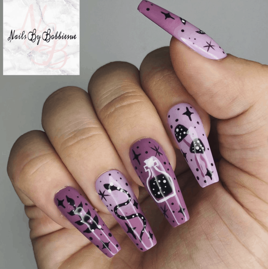 30+ Halloween Nails Designs That Are Cute And Spooky To Copy From