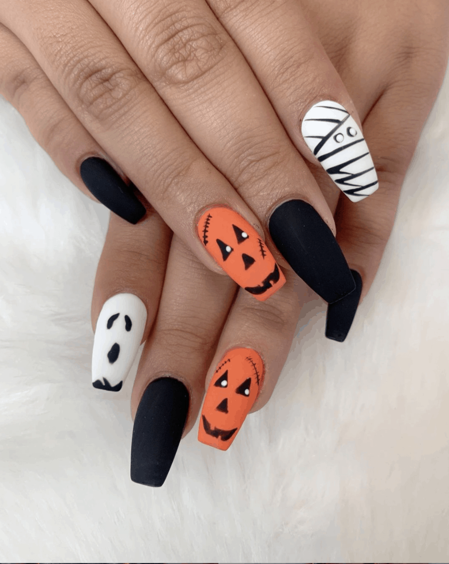 30+ Halloween Nails Designs That Are Cute And Spooky To Copy From