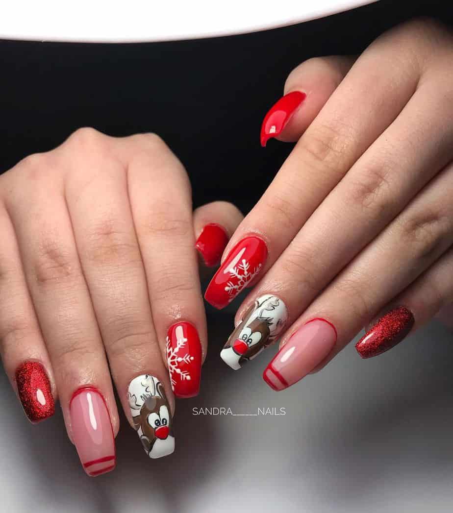 50 Best Christmas Nails Designs To Try This Year