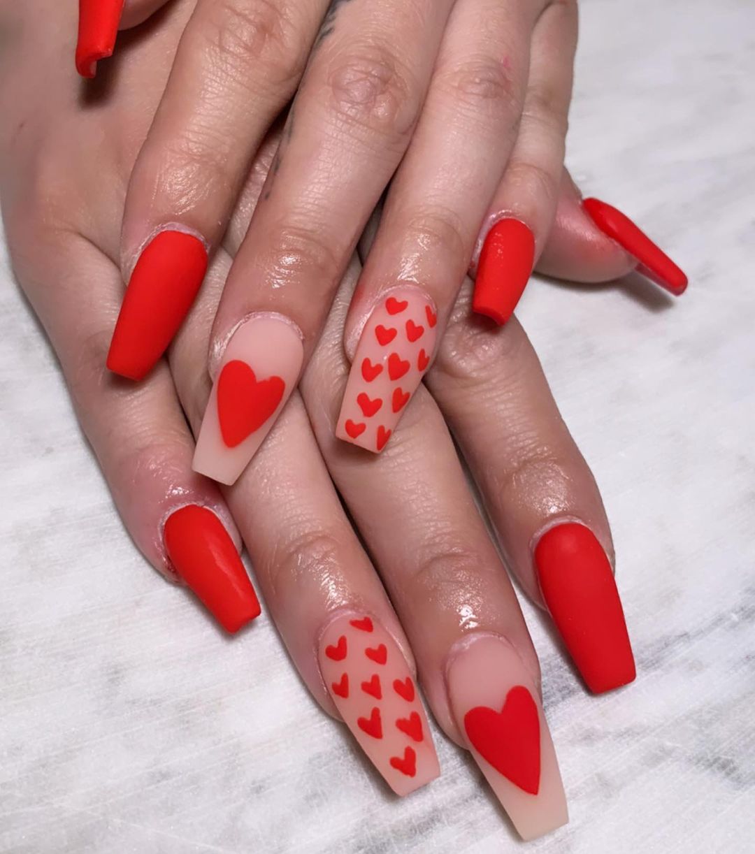 25 Stunning Valentine’s Day Nails To Love This Year